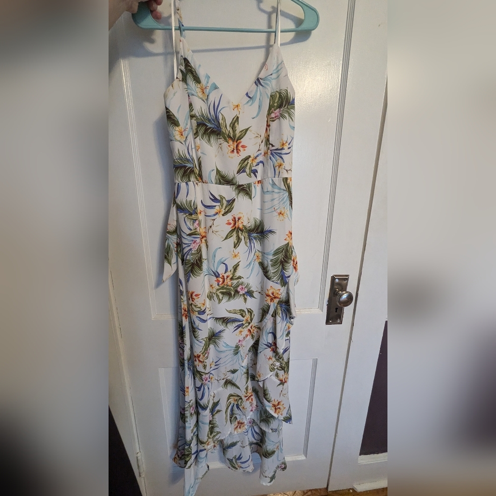 Francesca's White Maxi